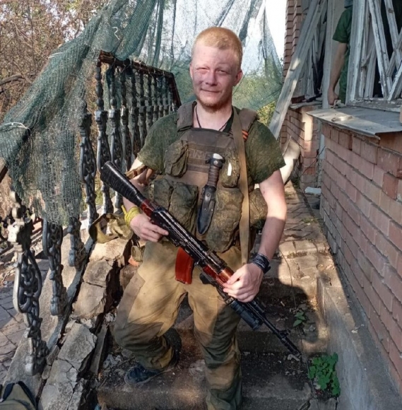 Боец СВО и волонтёр Дмитрий: Донбасс в моей жизни проходит красной линией Боец СВО и волонтёр Дмитрий: Донбасс в моей жизни проходит красной линией