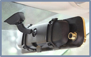 
Зеркало заднего вида и видеорегистратор &mdash; Car DVRs Mirror 