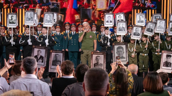 «Песни Победы»: праздничный концерт «Песни Победы»: праздничный концерт