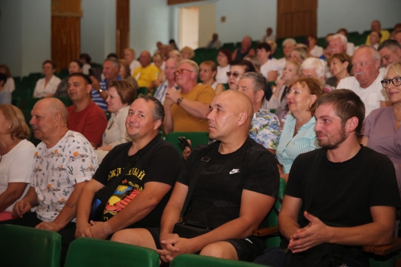 В Севастополе и Крыму прошли патриотические концерты для героев СВО В Севастополе и Крыму прошли патриотические концерты для героев СВО